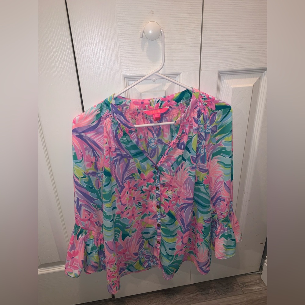 Lily Pulitzer Dakota Top in “It was all a dream” print